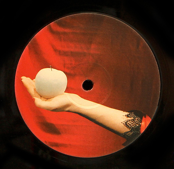 The White Stripes - Get Behind Me Satan | XL Recordings (XLLP 191P) - 3