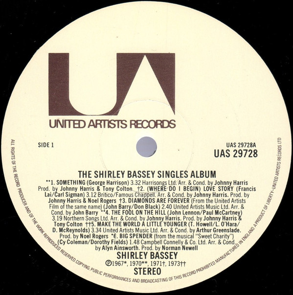 Shirley Bassey - The Shirley Bassey Singles Album | United Artists Records (UAS 29728) - 3 Shirley Bassey - The Shirley Bassey Singles Album | United Artists Records (UAS 29728) - 3