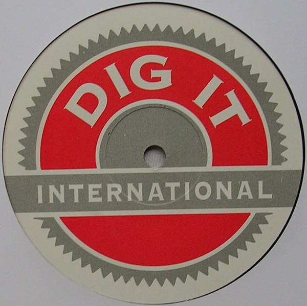 Mistral Featuring Jamie Dee - Daddy | Dig It International (DMX 10262) - 2