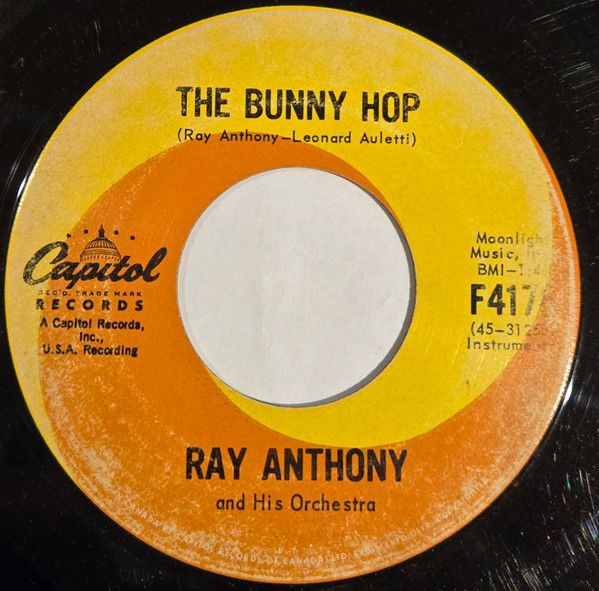 Ray Anthony & His Orchestra - The Bunny Hop | Capitol Records (F4176) - 2