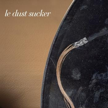 Le Dust Sucker - Le Dust Sucker | Plong! (Plong! 12) - main Le Dust Sucker - Le Dust Sucker | Plong! (Plong! 12) - main