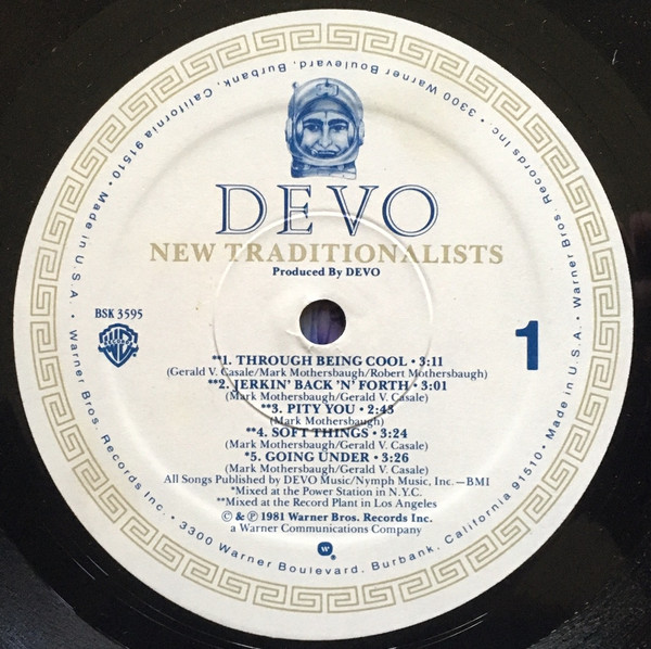 Devo - New Traditionalists | Warner Bros. Records (BSK 3595) - 3