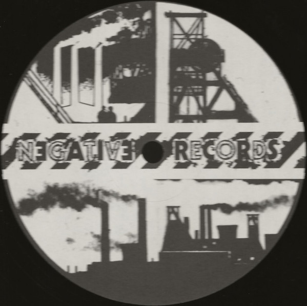 Red London - Outlaws | Negative Records (NLP 010) - 4