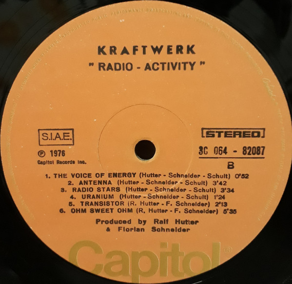 Kraftwerk - Radio-Activity | Capitol Records (3C 064-82087) - 4