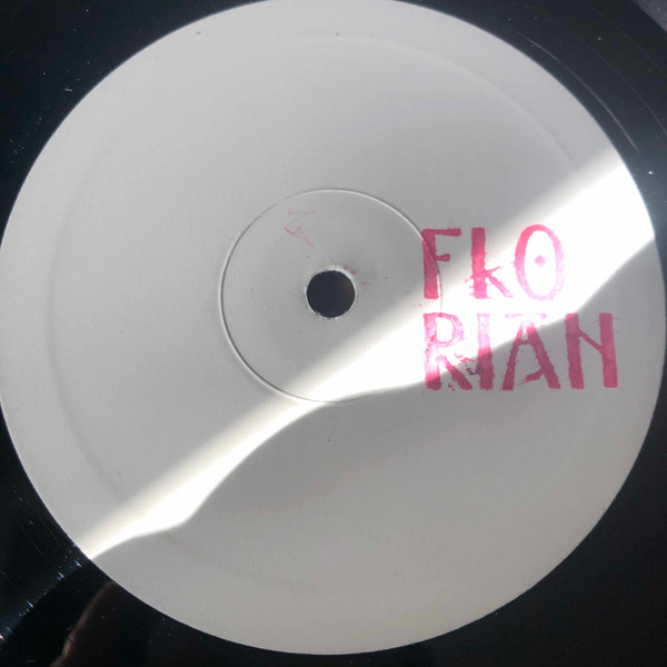 Robert Crash - Florian | Not On Label (ROBERT CRASH 2) - 3 Robert Crash - Florian | Not On Label (ROBERT CRASH 2) - 3