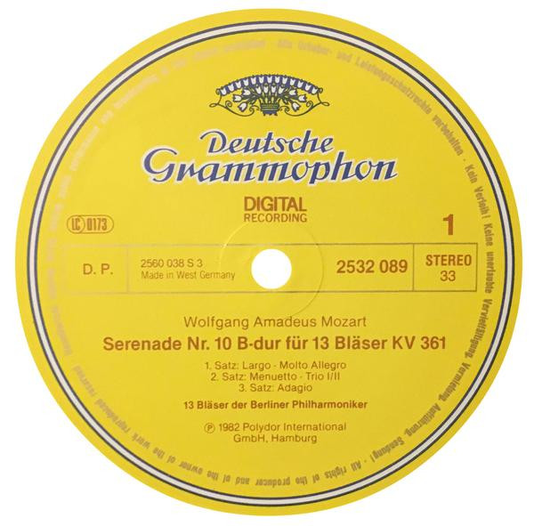 Wolfgang Amadeus Mozart / Berliner Philharmoniker - Serenade K. 361 For 13 Wind Instruments | Deutsche Grammophon (2532 089) - 3