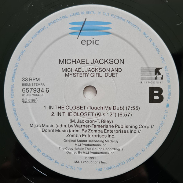 Michael Jackson Featuring Mystery Girl - In The Closet (Mixes Behind Door #1) | Epic (657934 6) - 4 Michael Jackson Featuring Mystery Girl - In The Closet (Mixes Behind Door #1) | Epic (657934 6) - 4