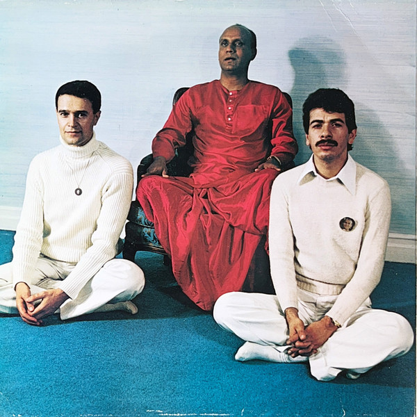 Carlos Santana & John McLaughlin - Love Devotion Surrender | CBS (S 69037) - main Carlos Santana & John McLaughlin - Love Devotion Surrender | CBS (S 69037) - main