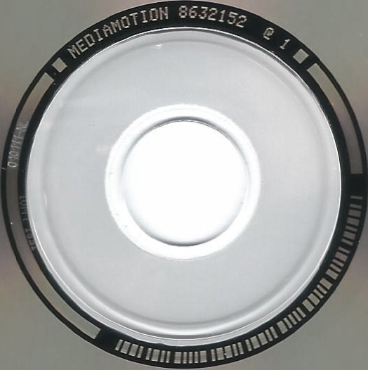 Queen - Queen On Fire (Live At The Bowl) | Parlophone (7243 8 63214 2 8) - 4