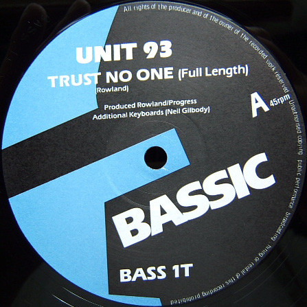 Unit 93 - Trust No One | Bassic (BASS 1T) - 3 Unit 93 - Trust No One | Bassic (BASS 1T) - 3