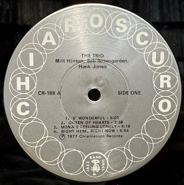 Milt Hinton / Bobby Rosengarden / Hank Jones - The Trio | Chiaroscuro Records (CR 188) - 3 Milt Hinton / Bobby Rosengarden / Hank Jones - The Trio | Chiaroscuro Records (CR 188) - 3