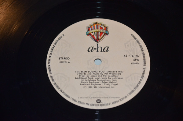 a-ha - I've Been Losing You (Extended Mix) | Warner Bros. Records (1590926) - 3