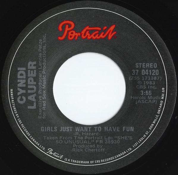 Cyndi Lauper - Girls Just Want To Have Fun | Portrait (37 04120)