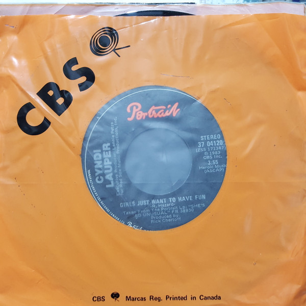 Cyndi Lauper - Girls Just Want To Have Fun | Portrait (37 04120) - 3