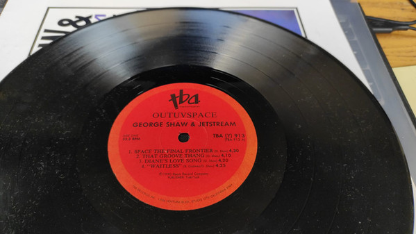 George Shaw & Jetstream - Outuvspace | TBA Records (TBA 913) - 3 George Shaw & Jetstream - Outuvspace | TBA Records (TBA 913) - 3