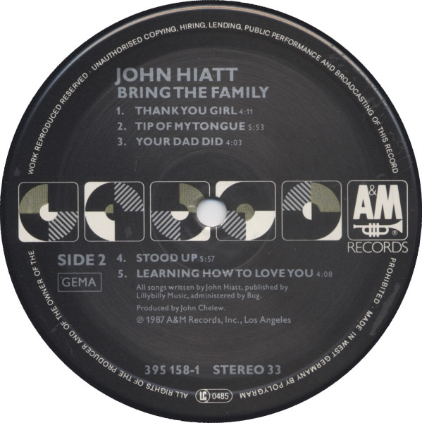 John Hiatt - Bring The Family | A&M Records (395 158-1) - 4 John Hiatt - Bring The Family | A&M Records (395 158-1) - 4