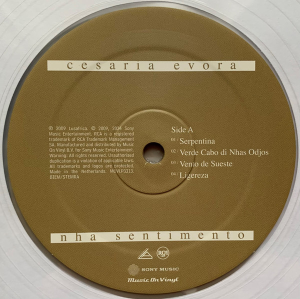Cesaria Evora - Nha Sentimento | Music On Vinyl (MOVLP3313) - 4 Cesaria Evora - Nha Sentimento | Music On Vinyl (MOVLP3313) - 4