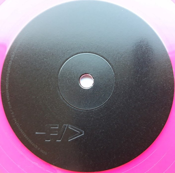 Massive Attack V. Mad Professor - Massive Attack V. Mad Professor Part II (Mezzanine Remix Tapes '98) | UMC (00602508137853) - 3