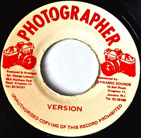 Carl Estick Junior - Love To Give | Photographer (none) - 2