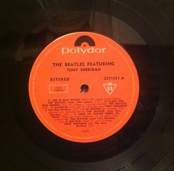 The Beatles Featuring Tony Sheridan - In The Beginning (Circa 1960) | Polydor (2371051) - 2 The Beatles Featuring Tony Sheridan - In The Beginning (Circa 1960) | Polydor (2371051) - 2
