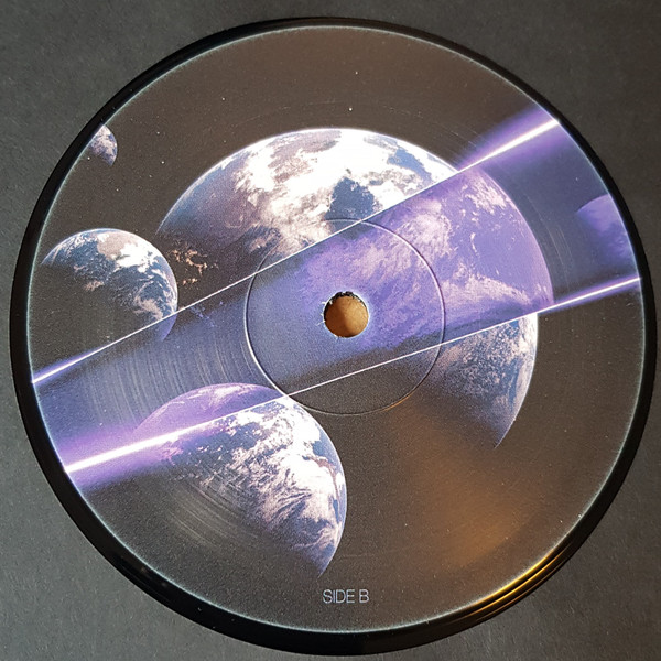 Craig Connelly - A Sharper Edge | Black Hole Recordings (Black Hole LP 200) - 4