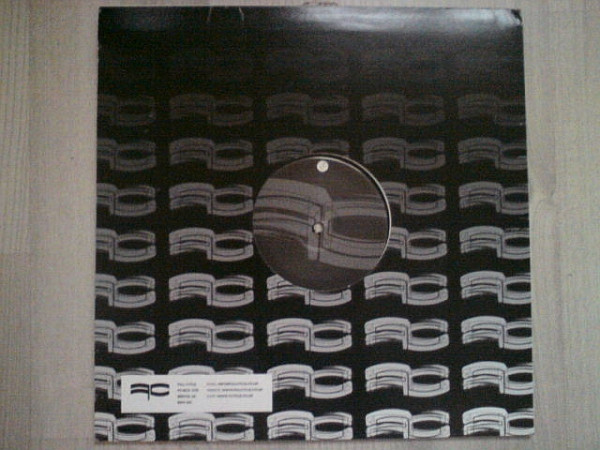 Die & Clipz - Work It Out (Dub) / Number One (Roni Size Remix) | Full Cycle Records (FCY092) - 4 Die & Clipz - Work It Out (Dub) / Number One (Roni Size Remix) | Full Cycle Records (FCY092) - 4