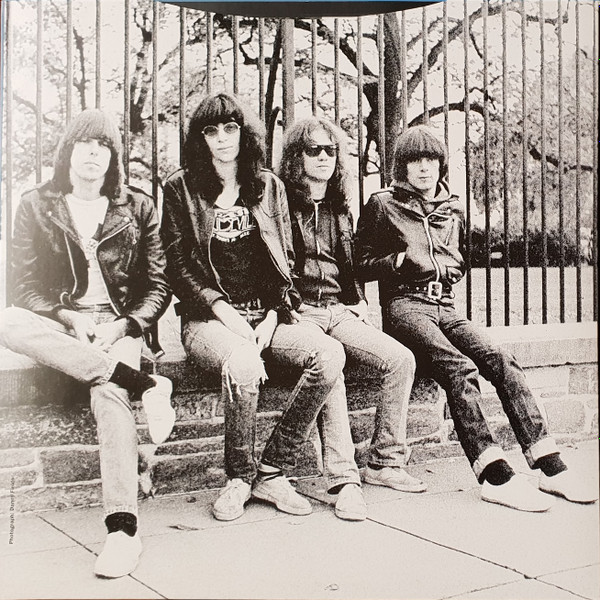 Ramones - Leave Home | Rhino Records (R2 559753) - main
