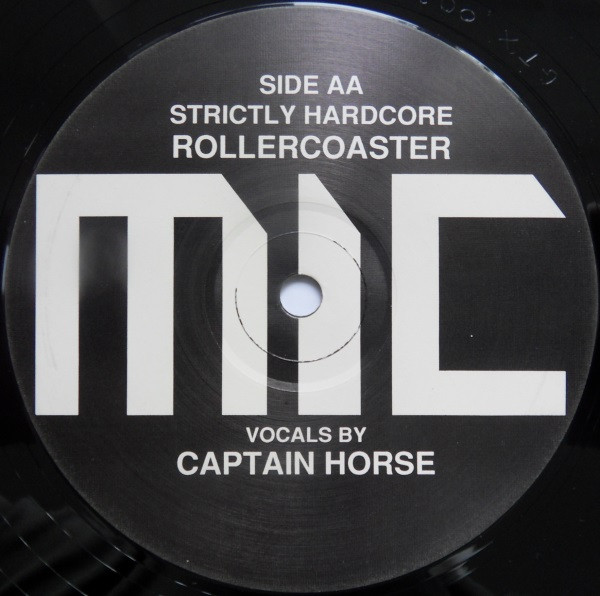 Bass Generator / M.I.C. - Rhubarb & Samples | Bass Generator Records (GTX 002) - 3 Bass Generator / M.I.C. - Rhubarb & Samples | Bass Generator Records (GTX 002) - 3