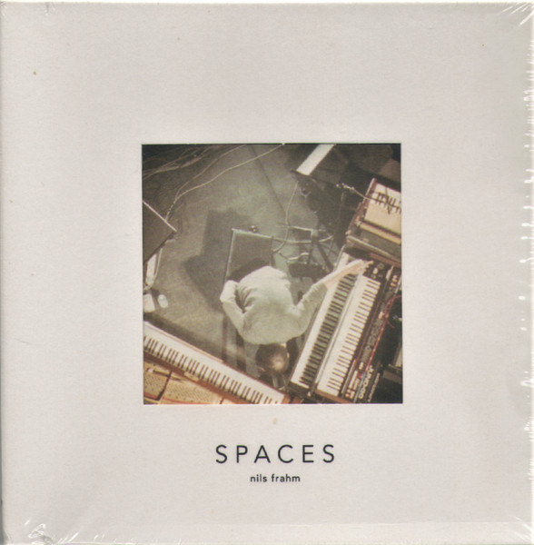 Nils Frahm - Spaces | Erased Tapes Records (ERATP055CD) - main Nils Frahm - Spaces | Erased Tapes Records (ERATP055CD) - main