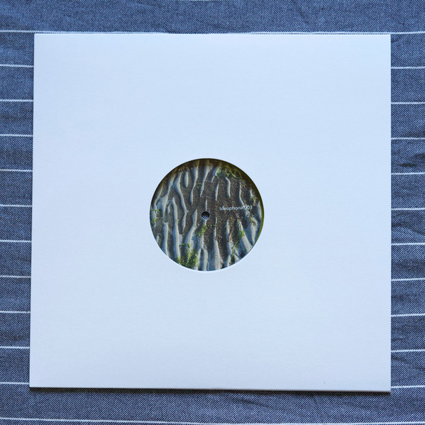 rRoxymore , Nkisi , Yhdessa , JIJU , Jiska Huizing , Rudi Andre Valdersnes - IDE003 | Ideophone Records (IDE003)