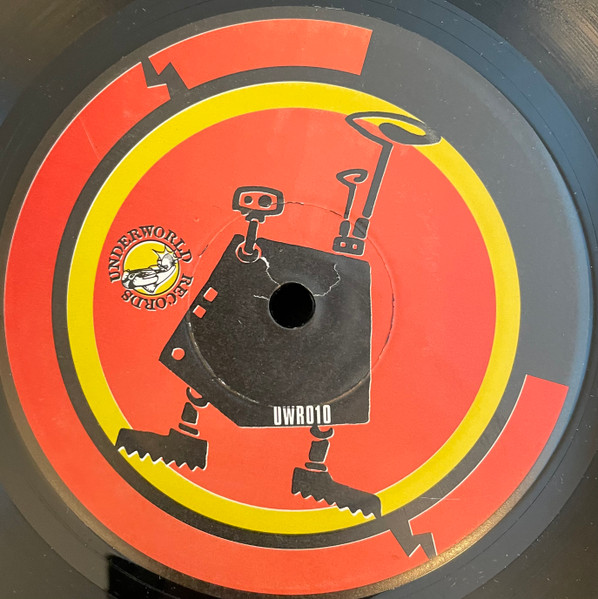 The Planet Smashers - Attack Of The Planet Smashers | Underworld Records (UWR010) - 4