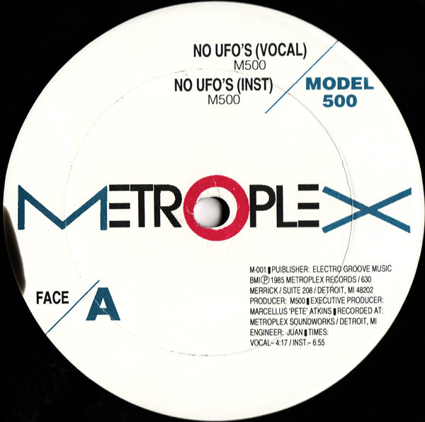 Model 500 - No UFO's | Metroplex (M-001)