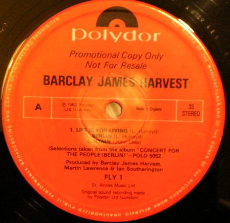 Barclay James Harvest - Life Is For Living | Polydor (FLY 1) - main
