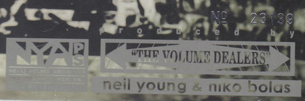 Neil Young + Promise Of The Real - Noise & Flowers | Reprise Records (093624883104) - 4