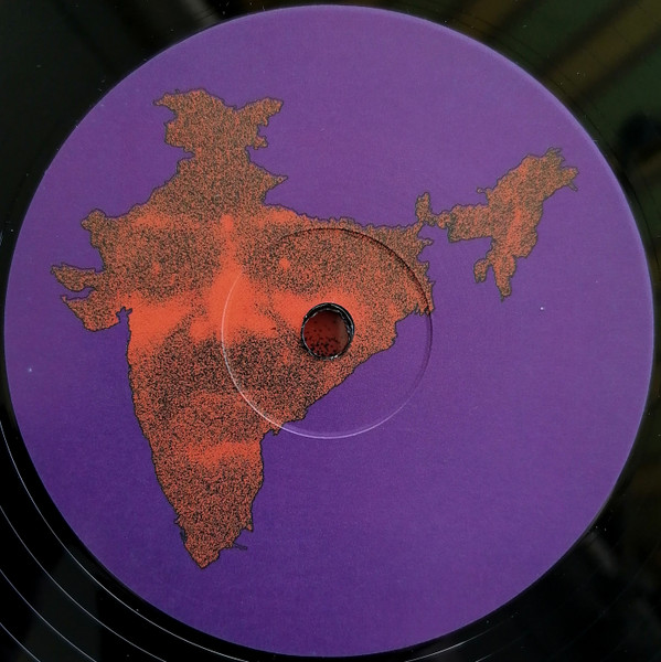 Red Axes - Trips #3: In India EP | !K7 Records (K7390EP) - 3