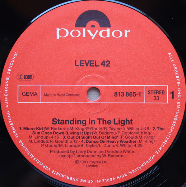 Level 42 - Standing In The Light | Polydor (813 865-1) - 3