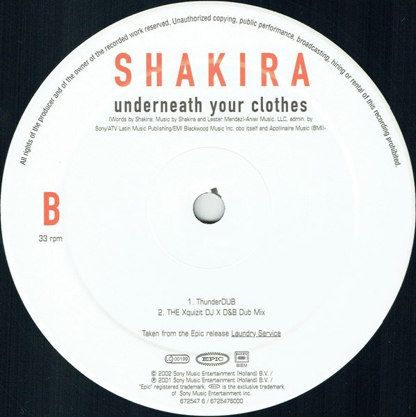 Shakira - Underneath Your Clothes | Epic (EPC 672547 6) - 4 Shakira - Underneath Your Clothes | Epic (EPC 672547 6) - 4