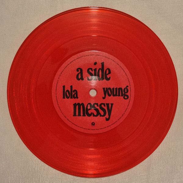 Lola Young - Messy | Island Records (7534774) - 3 Lola Young - Messy | Island Records (7534774) - 3