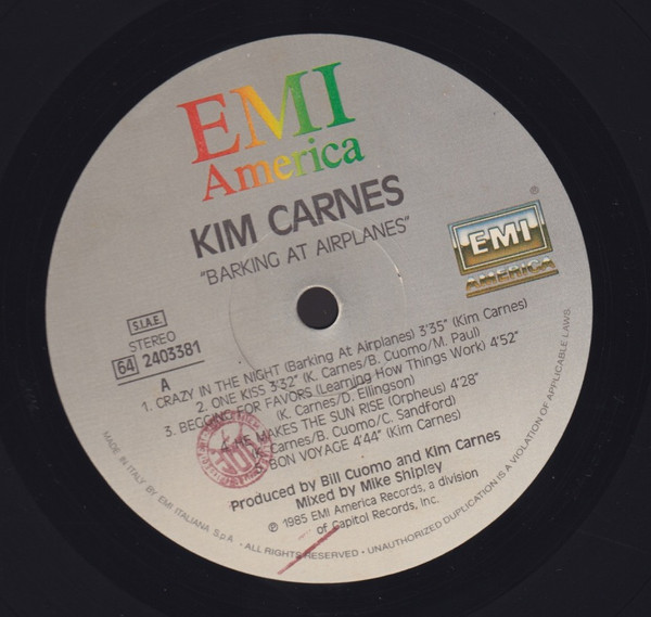 Kim Carnes - Barking At Airplanes | EMI America (64 2403381) - 3