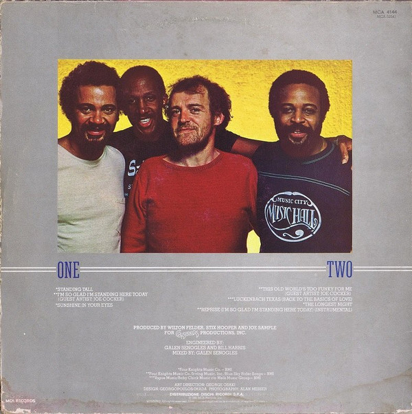 The Crusaders - Standing Tall | MCA Records (MCA 4144)