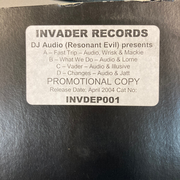 Various - First Contact EP | Invader Recordings (INVDEP 001) - main Various - First Contact EP | Invader Recordings (INVDEP 001) - main