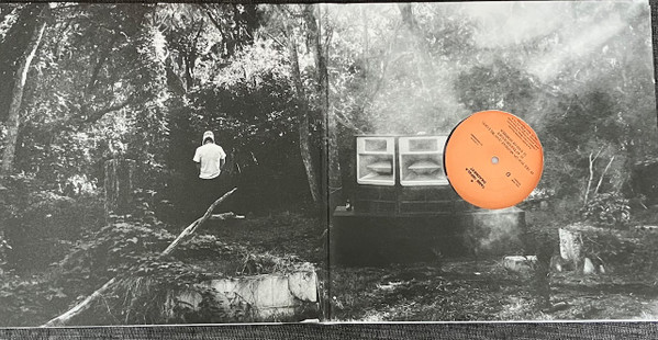 Tame Impala - Deadbeat 2LP | Columbia (19802956001) - 3 Tame Impala - Deadbeat 2LP | Columbia (19802956001) - 3