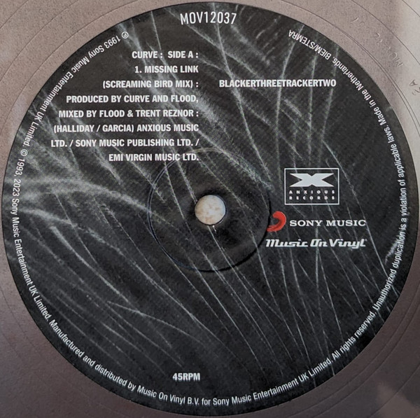 Curve - Blackerthreetrackertwo | Music On Vinyl (MOV12037) - 3 Curve - Blackerthreetrackertwo | Music On Vinyl (MOV12037) - 3