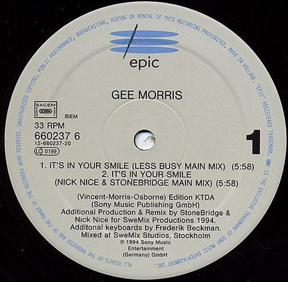 Gee Morris - It's In Your Smile | Epic (EPC 660237 6) - 2