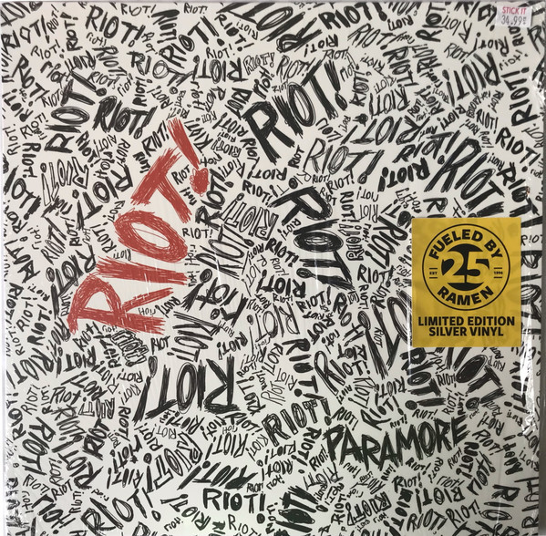 Paramore - Riot! | Fueled By Ramen (075678645679) - main Paramore - Riot! | Fueled By Ramen (075678645679) - main