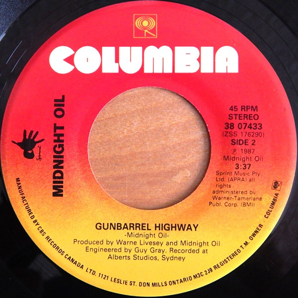 Midnight Oil - Beds Are Burning (7") [Vinyl] | Columbia (38 07433) - 2