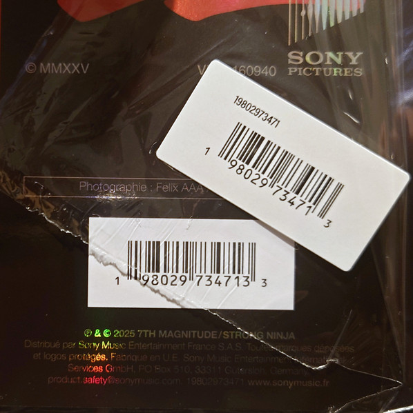 Orelsan - La Fuite En Avant | 7th Magnitude (19802973471) - 3 Orelsan - La Fuite En Avant | 7th Magnitude (19802973471) - 3