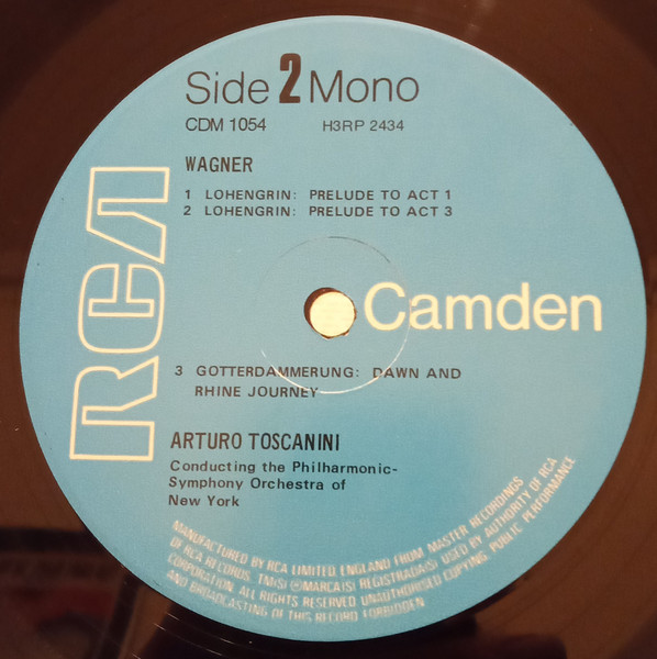 Arturo Toscanini Conducting Philharmonic-Symphony Orchestra Of New York - Dawn And Siegfried's Rhine Journey (From Götterdammerung); Symphony No. 101 In D ("The Clock"); Prelude To Acts 1 & 3 Of Lohengrin | RCA Camden (CDM 1054) - 4 Arturo Toscanini Conducting Philharmonic-Symphony Orchestra Of New York - Dawn And Siegfried's Rhine Journey (From Götterdammerung); Symphony No. 101 In D ("The Clock"); Prelude To Acts 1 & 3 Of Lohengrin | RCA Camden (CDM 1054) - 4