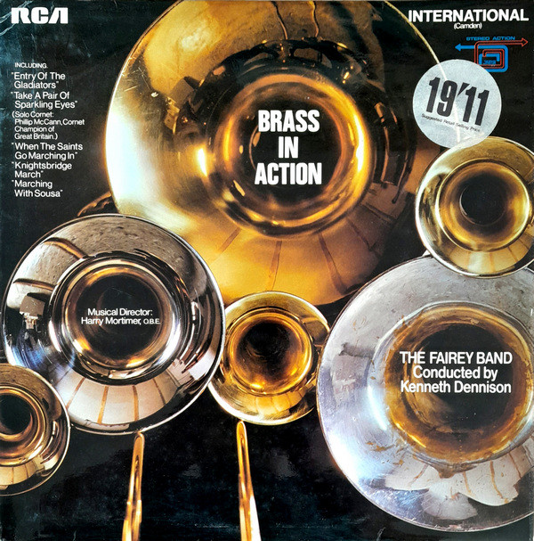 The Williams Fairey Brass Band - Brass In Action | RCA (INTS1158)