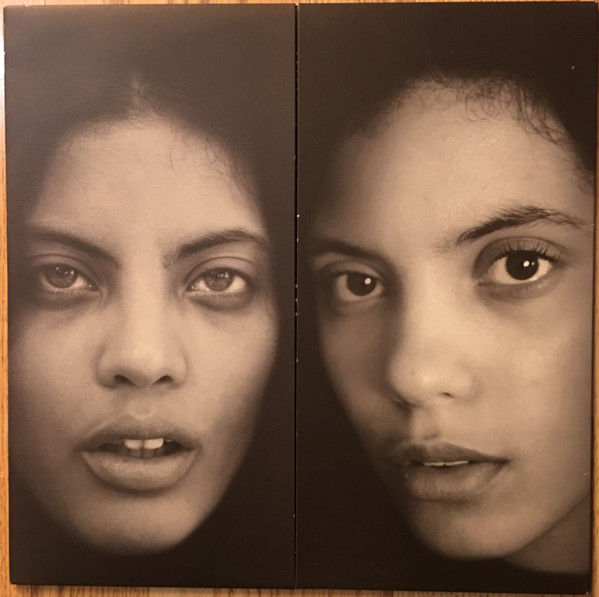 Ibeyi - Ibeyi | XL Recordings (XLLP665) - main Ibeyi - Ibeyi | XL Recordings (XLLP665) - main